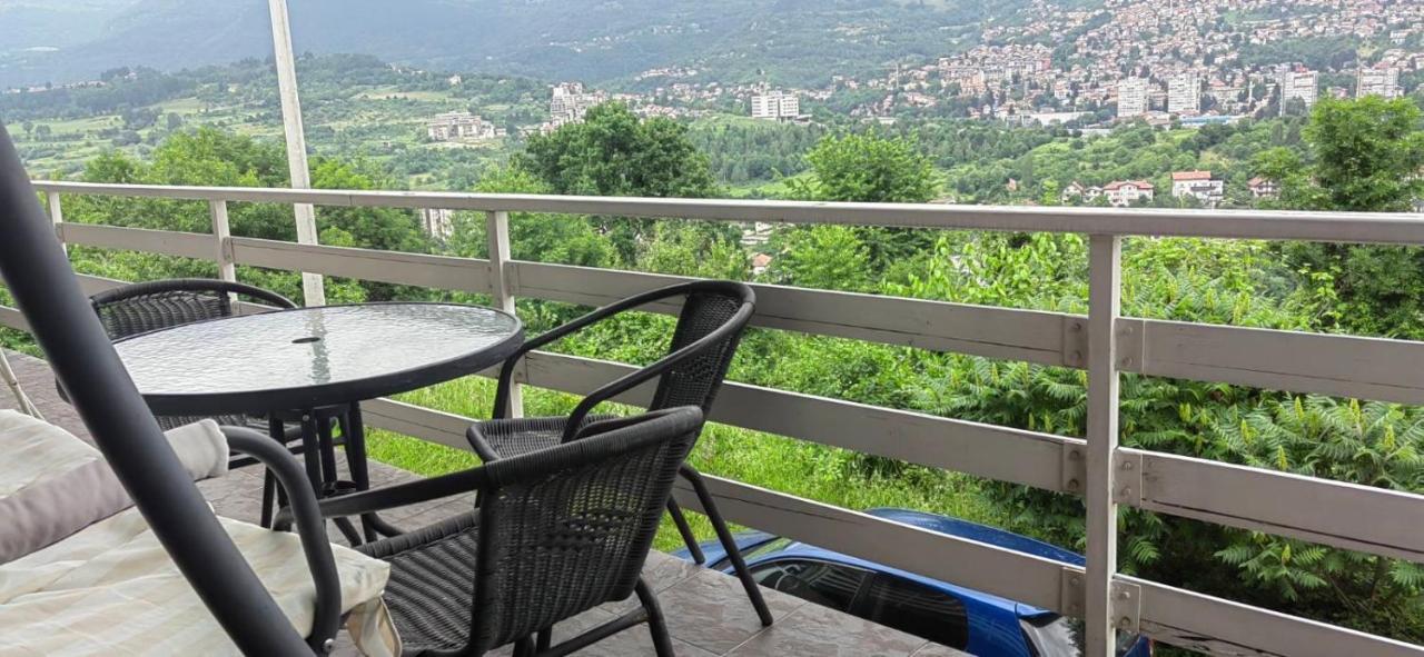 Appartement Stan Na Dan Memic à Sarajevo Extérieur photo